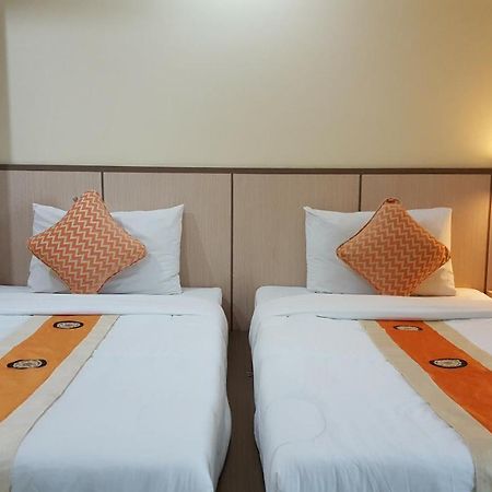 קון קאן Kaen Nakorn Hotel מראה חיצוני תמונה