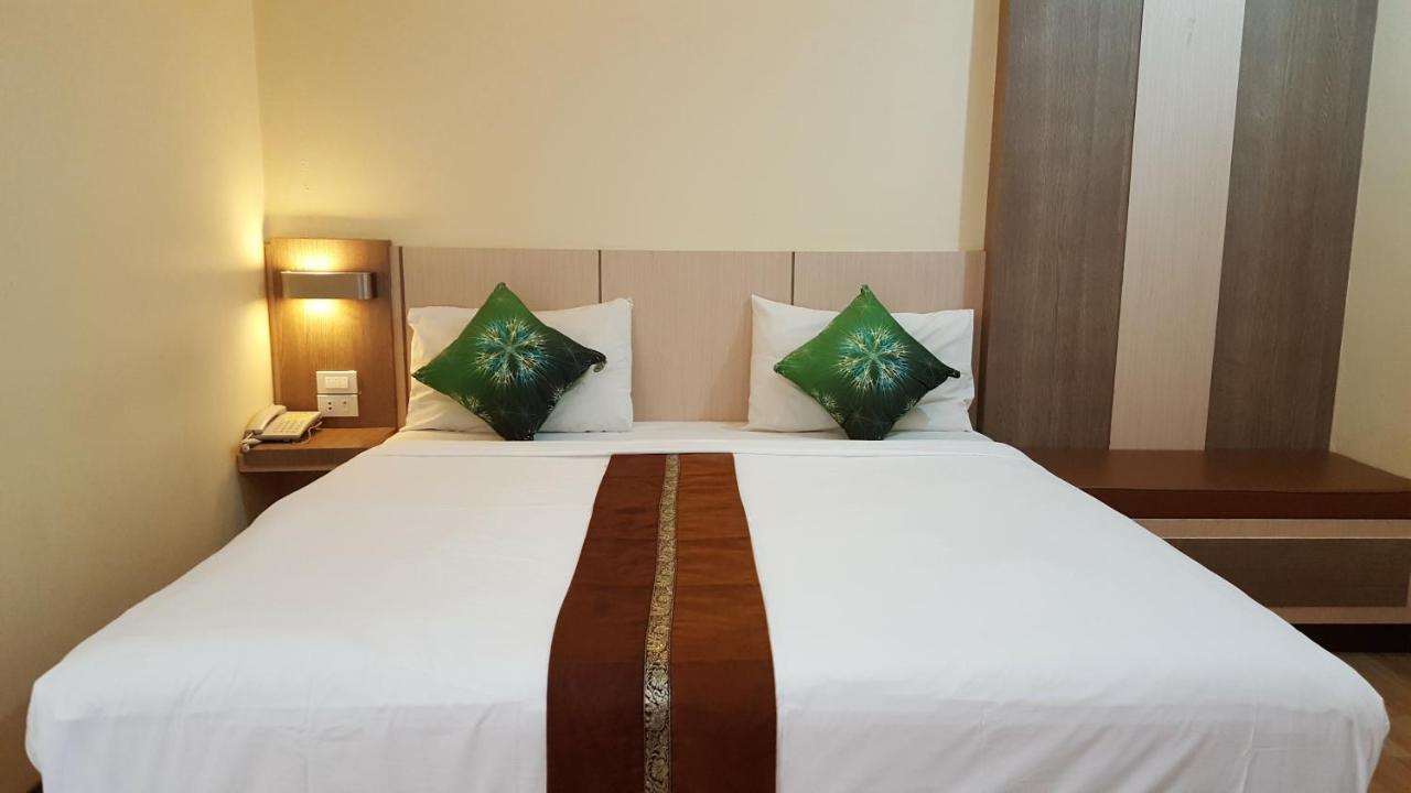 קון קאן Kaen Nakorn Hotel מראה חיצוני תמונה